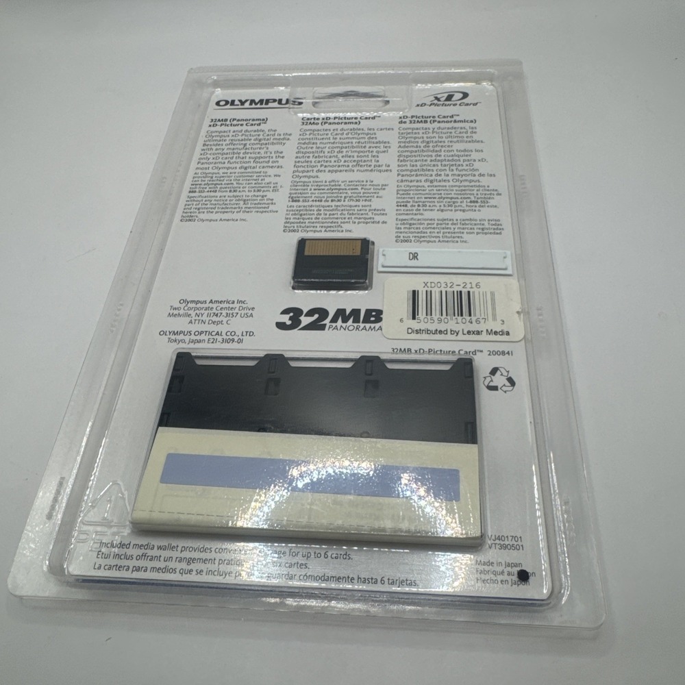 Olympus 32MB xD‎ Picture Card Camera Memory Card New With Cardholder For 6 - Picture 2 of 2